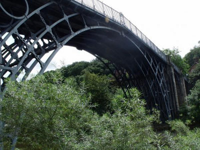 Чугунный мост на реке Северн